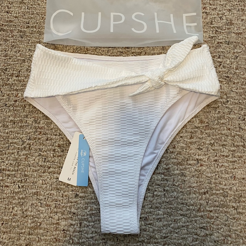 CUPSHE White Knotted Bikini *BOTTOMS ONLY*